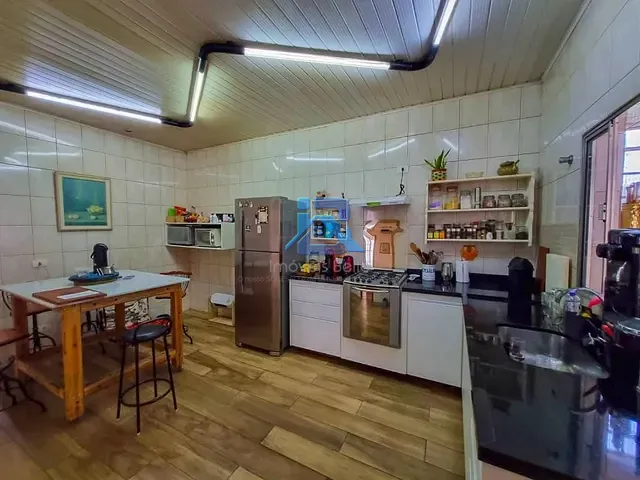 Casa com 250m² 3 quartos e 3 banheiros, à venda, no bairro Jardim São José em Itatiba