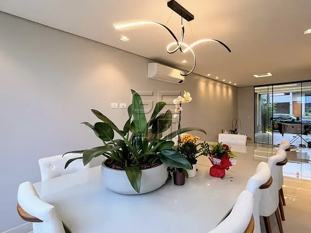 Casa com 132m² 3 quartos e 3 banheiros, à venda, no bairro Jardim Bela Suiça em Cambé