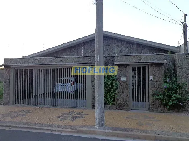 Casa com 300m² 4 quartos e 3 banheiros, à venda, no bairro Jardim América em Rio Claro