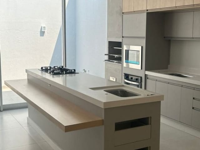 Foto do Casa - Casa com 3 dormitórios, 170 m² - venda por R$ 1.650.000,00 ou aluguel por R$ 8.950,00/mês - Urbanova - São José dos Campos/SP | INDEPENDENCE NEGOCIOS IMOBILIARIOS LTDA