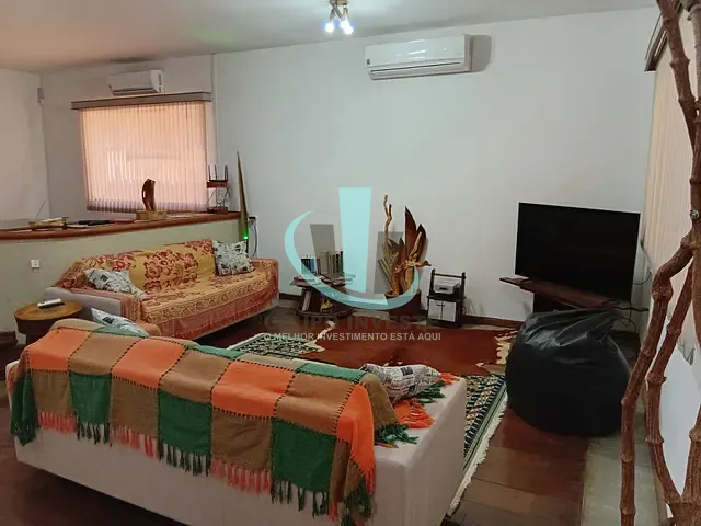 Casa com 528m² 3 quartos e 4 banheiros, à venda, no bairro Vila José Bonifácio em Araraquara