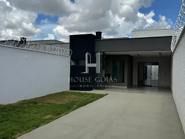 Casa com 180m² 3 quartos e 2 banheiros, à venda, no bairro Parque das Nações em Aparecida de Goiânia