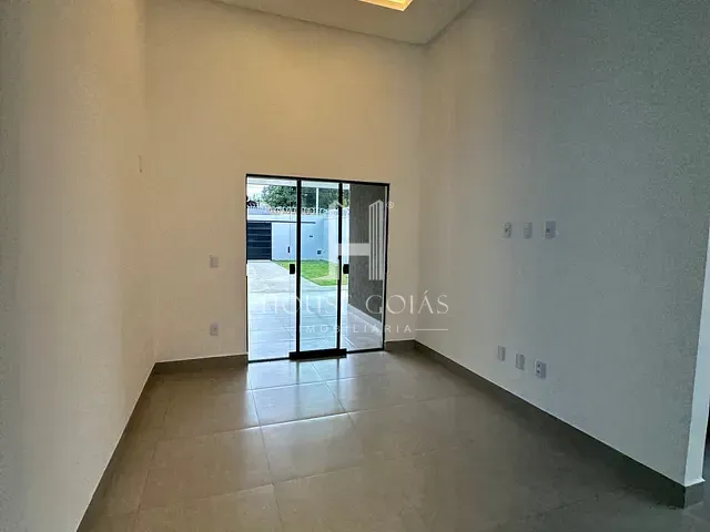 Casa com 180m² 3 quartos e 2 banheiros, à venda, no bairro Parque das Nações em Aparecida de Goiânia