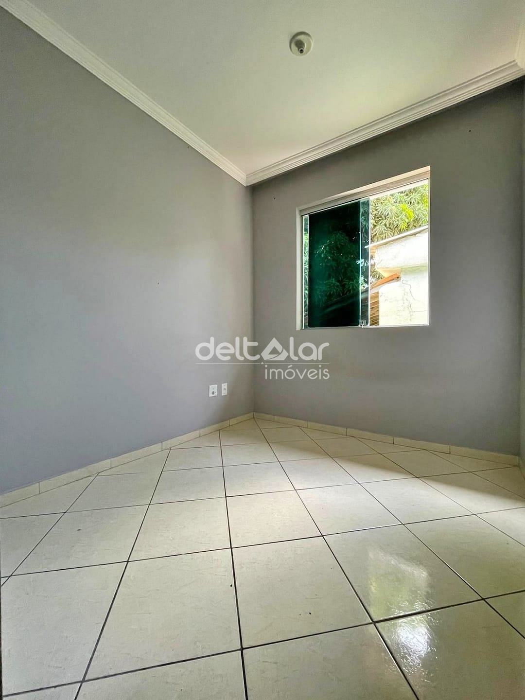 Casa à venda com 2 quartos, 70m² - Foto 7
