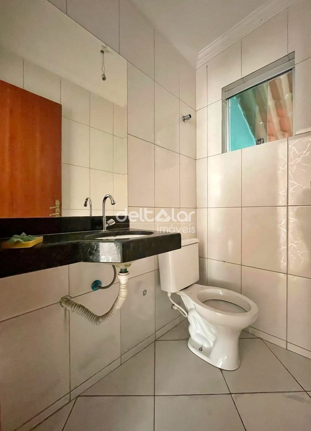 Casa à venda com 2 quartos, 70m² - Foto 9
