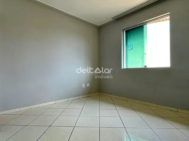 Casa com 70m² 2 quartos e 2 banheiros, à venda, no bairro Céu Azul em Belo Horizonte