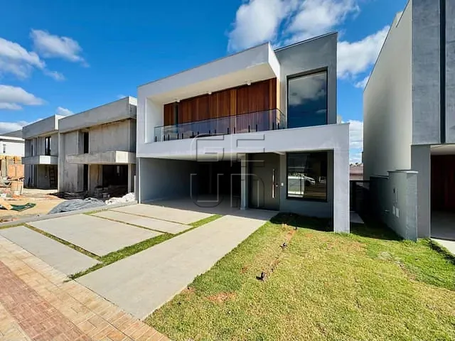 Casa com 264m² 3 quartos e 5 banheiros, à venda, no bairro Taua Araçari em Londrina
