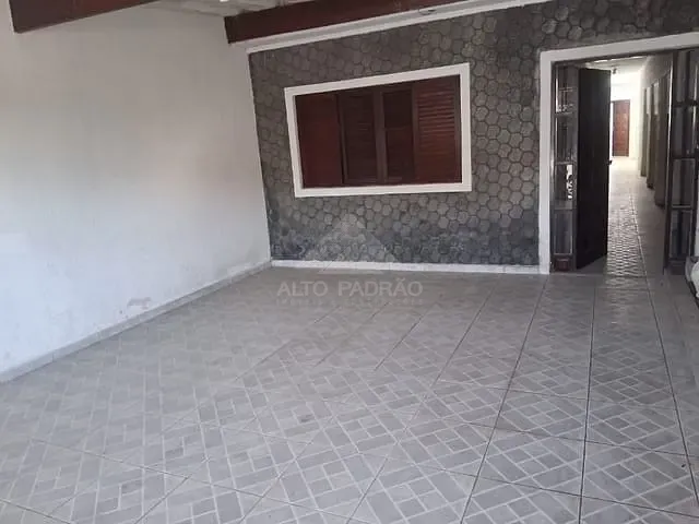 Casa com 260m² 3 quartos e 2 banheiros, à venda, no bairro Vila Independência em Mauá