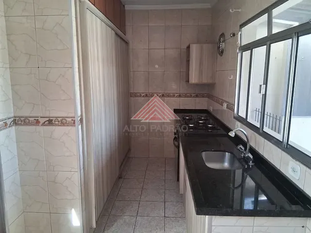 Casa com 260m² 3 quartos e 2 banheiros, à venda, no bairro Vila Independência em Mauá