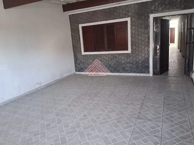 Casa com 260m² 3 quartos e 2 banheiros, à venda, no bairro Vila Independência em Mauá