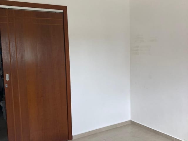 Casa com 300m² 4 quartos e 5 banheiros, à venda, no bairro Piracangaguá em Taubaté