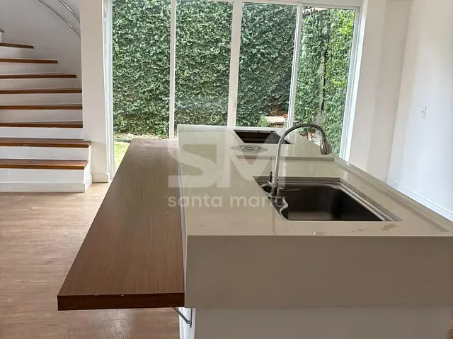 Casa com 402m² 3 quartos e 2 banheiros, à venda, no bairro Universitário em Chapecó