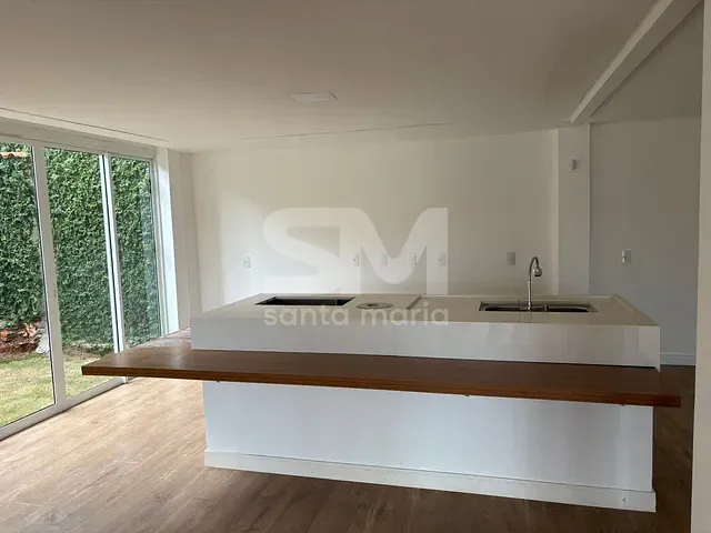 Casa com 402m² 3 quartos e 2 banheiros, à venda, no bairro Universitário em Chapecó