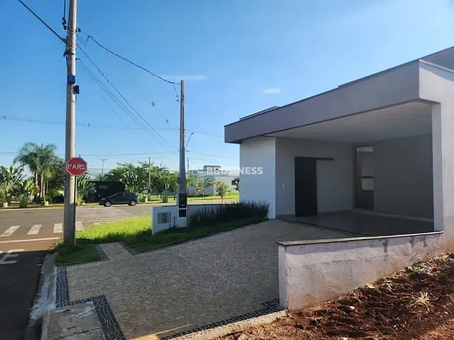 Casa 3 quartos e 4 banheiros, à venda, no bairro São Bento em Paulínia