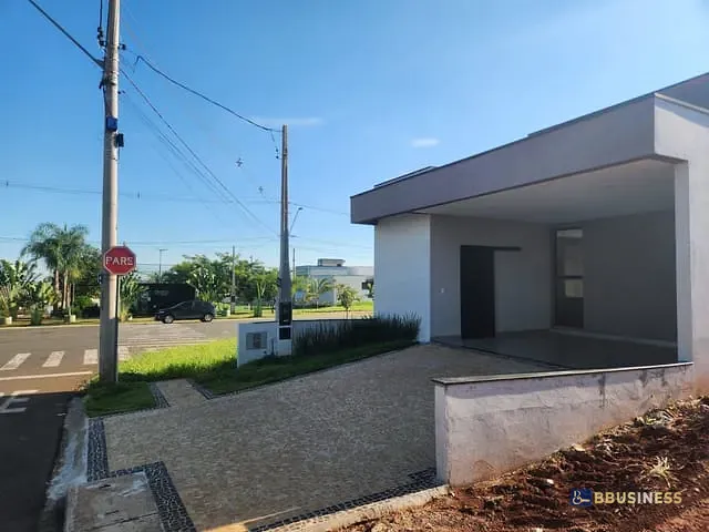 Casa 3 quartos e 4 banheiros, à venda, no bairro São Bento em Paulínia