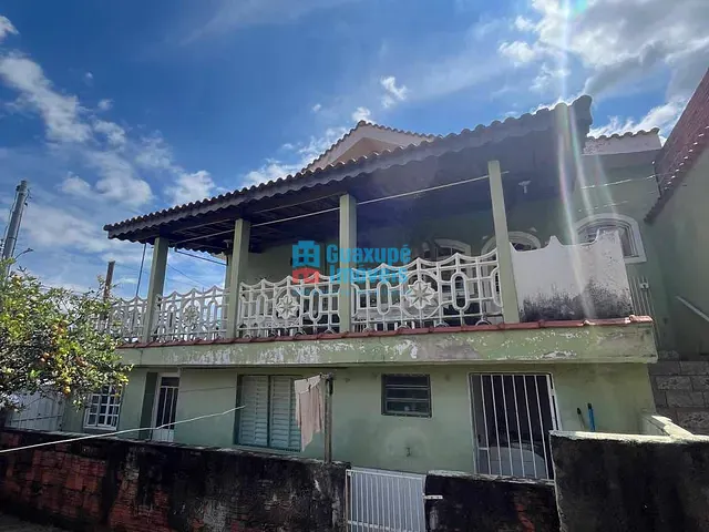 Casa com 275m² 2 quartos e 2 banheiros, à venda, no bairro Vila Magalhães em Guaxupé