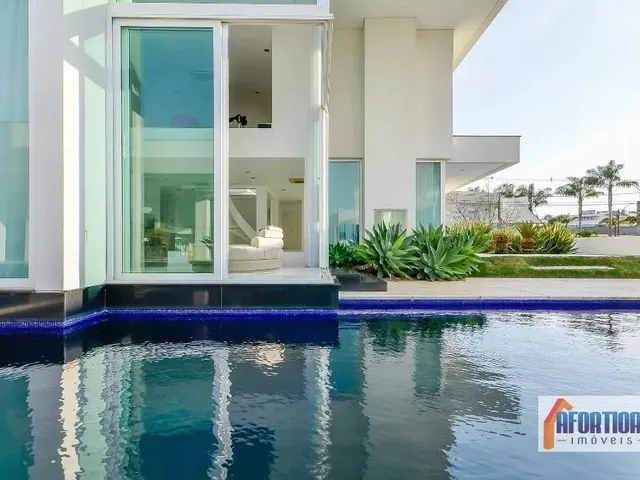 Casa com 1480m² 4 quartos e 7 banheiros, à venda, no bairro Alphaville Graciosa em Pinhais