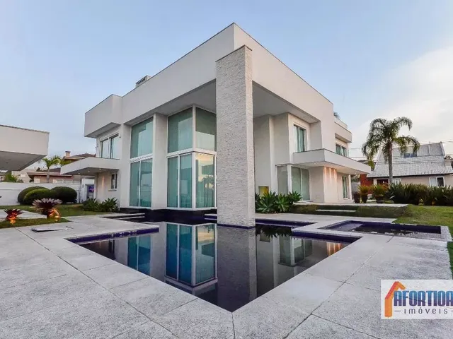 Casa com 1480m² 4 quartos e 7 banheiros, à venda, no bairro Alphaville Graciosa em Pinhais
