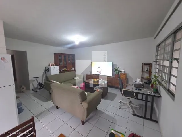 Casa com 600m² 4 quartos e 3 banheiros, à venda, no bairro Jardim Quintas das Videiras em Jundiaí