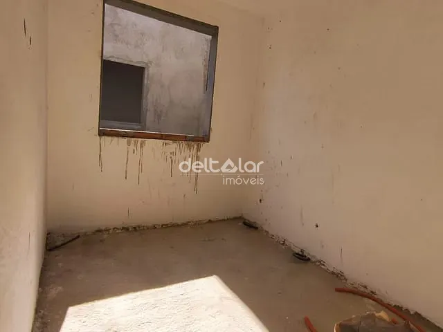 Casa com 121m² 3 quartos e 2 banheiros, à venda, no bairro Santa Amélia em Belo Horizonte