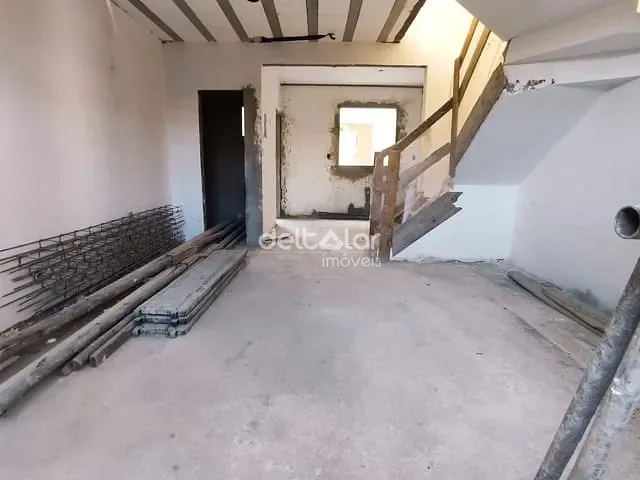 Casa com 121m² 3 quartos e 2 banheiros, à venda, no bairro Santa Amélia em Belo Horizonte