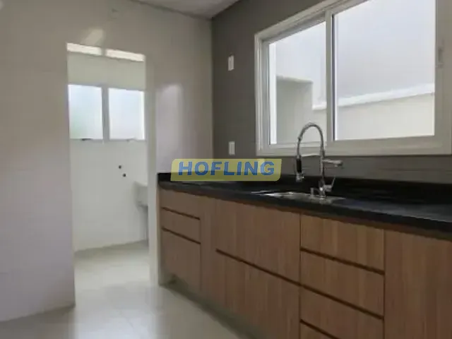 Casa com 250m² 3 quartos e 3 banheiros, à venda, no bairro Granja Regina em Rio Claro