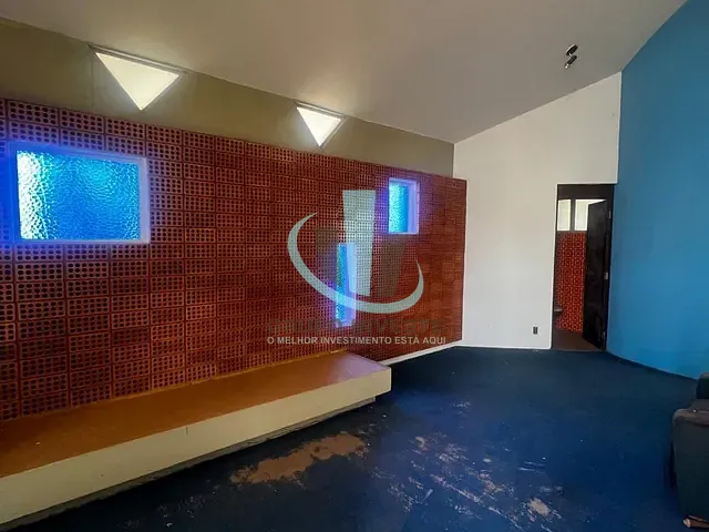 Casa com 387m², à venda, no bairro Centro em Araraquara