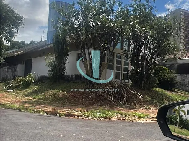 Casa com 387m², à venda, no bairro Centro em Araraquara