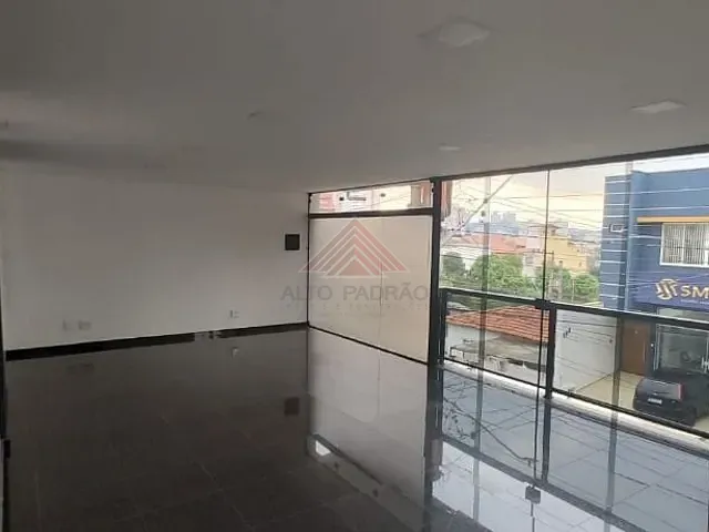 Casa com 300m² 3 quartos e 2 banheiros, para alugar, no bairro Matriz em Mauá