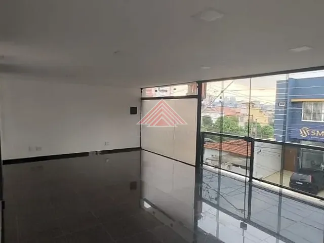Casa com 300m² 3 quartos e 2 banheiros, para alugar, no bairro Matriz em Mauá