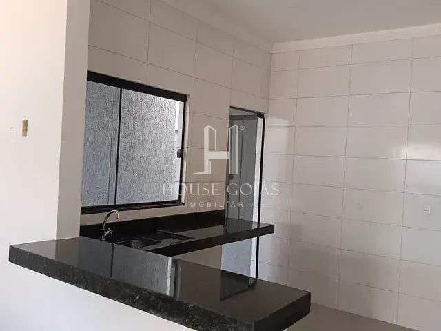 Casa com 125m² 2 quartos e 2 banheiros, à venda, no bairro Residencial Buena Vista IV em Goiânia