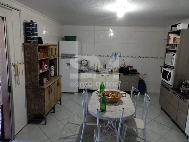 Casa com 382m² 3 quartos e 2 banheiros, à venda, no bairro Presidente Medici em Chapecó
