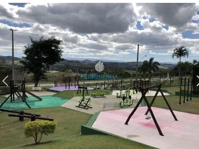 Casa com 450m² 5 quartos e 4 banheiros, à venda, no bairro Condomínio Residencial Jaguary em São José dos Campos