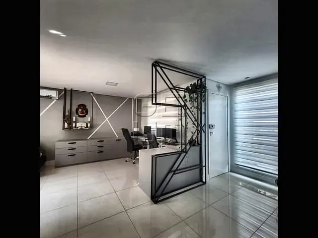 Casa com 188m² 3 quartos e 2 banheiros, à venda, no bairro Terras de Santana em Londrina