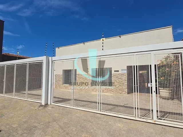 Casa com 520m², à venda, no bairro CENTRO em Araraquara