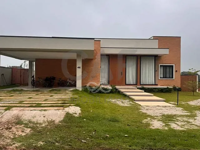 Casa com 1050m² 3 quartos e 3 banheiros, à venda, no bairro Chácara São José em Jaguariúna