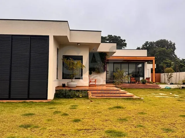 Casa com 1050m² 3 quartos e 3 banheiros, à venda, no bairro Chácara São José em Jaguariúna