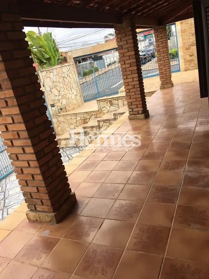 Casa, 3 quartos, 206 m² - Foto 2