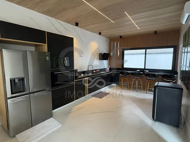 Casa 4 quartos e 5 banheiros, à venda ou para alugar, no bairro tamboré em Jaguariúna