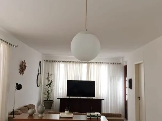Casa com 250m² 6 quartos e 4 banheiros, à venda, no bairro Km 18 em Osasco
