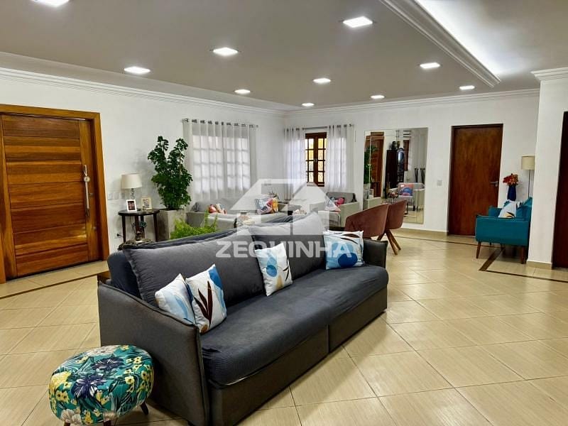 Casa à venda com 4 quartos, 369m² - Foto 7