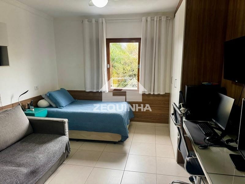 Casa à venda com 4 quartos, 369m² - Foto 9