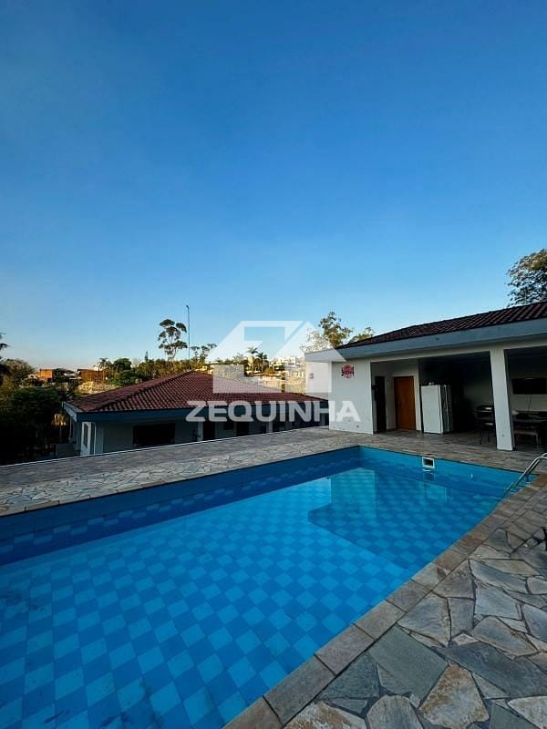 Casa à venda com 4 quartos, 369m² - Foto 22