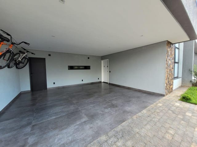 Casa com 250m² 3 quartos e 4 banheiros, à venda, no bairro Residencial Villa do Bosque em Sorocaba