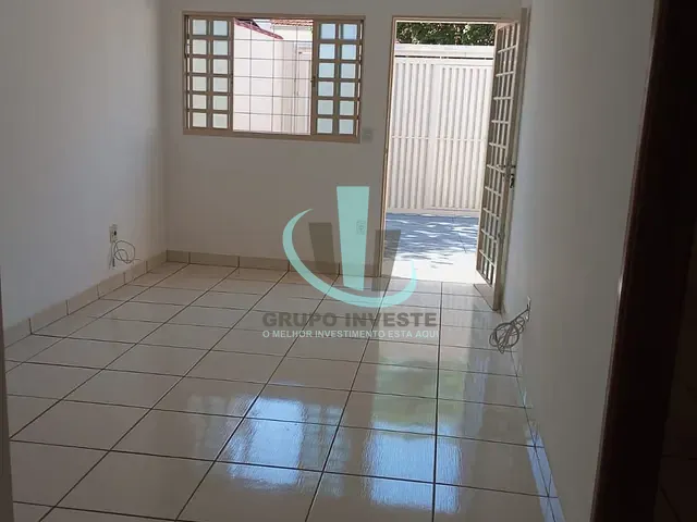 Casa com 140m² 2 quartos e 2 banheiros, à venda, no bairro Jardim do Carmo em Araraquara