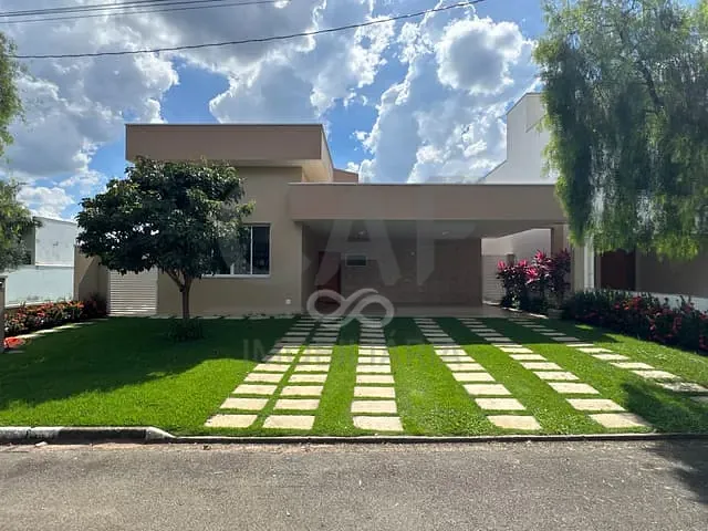 Casa com 450m² 3 quartos e 3 banheiros, à venda, no bairro Parque Residencial Nova Holanda em Holambra