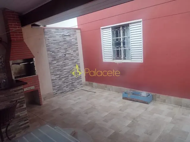 Casa com 150m² 2 quartos e 2 banheiros, à venda, no bairro Centro em Tremembé