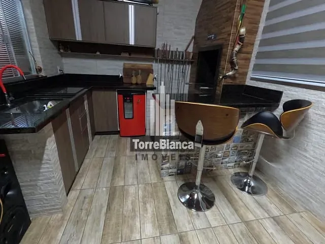 Casa com 143m² 3 quartos e 2 banheiros, à venda, no bairro Boa Vista em Ponta Grossa