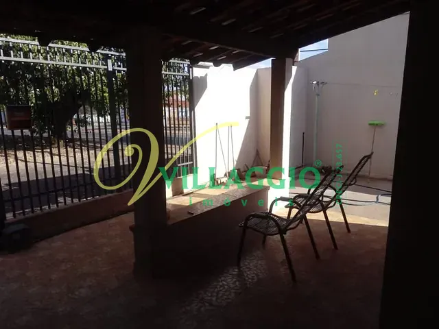 Casa com 200m² 3 quartos e 2 banheiros, à venda, no bairro Conjunto Habitacional São José do Rio Preto em São José do Rio Preto