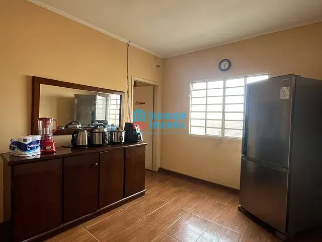 Casa com 250m² 3 quartos e 1 banheiro, à venda, no bairro Bela Vista em Guaxupé